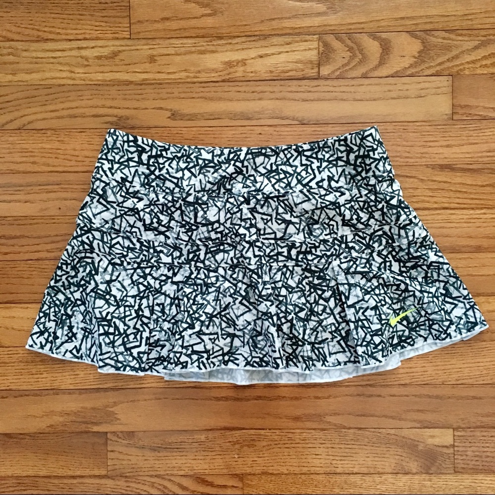 Black & White Nike Dri-Fit Pleated Skirt
